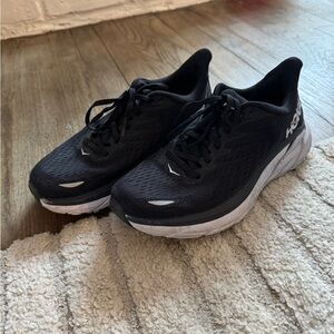 Hoka Women’s Size 7 Clifton Running Sneakers